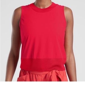 Athleta Red Sleeveless Top Red EUC P2P 13 inches
